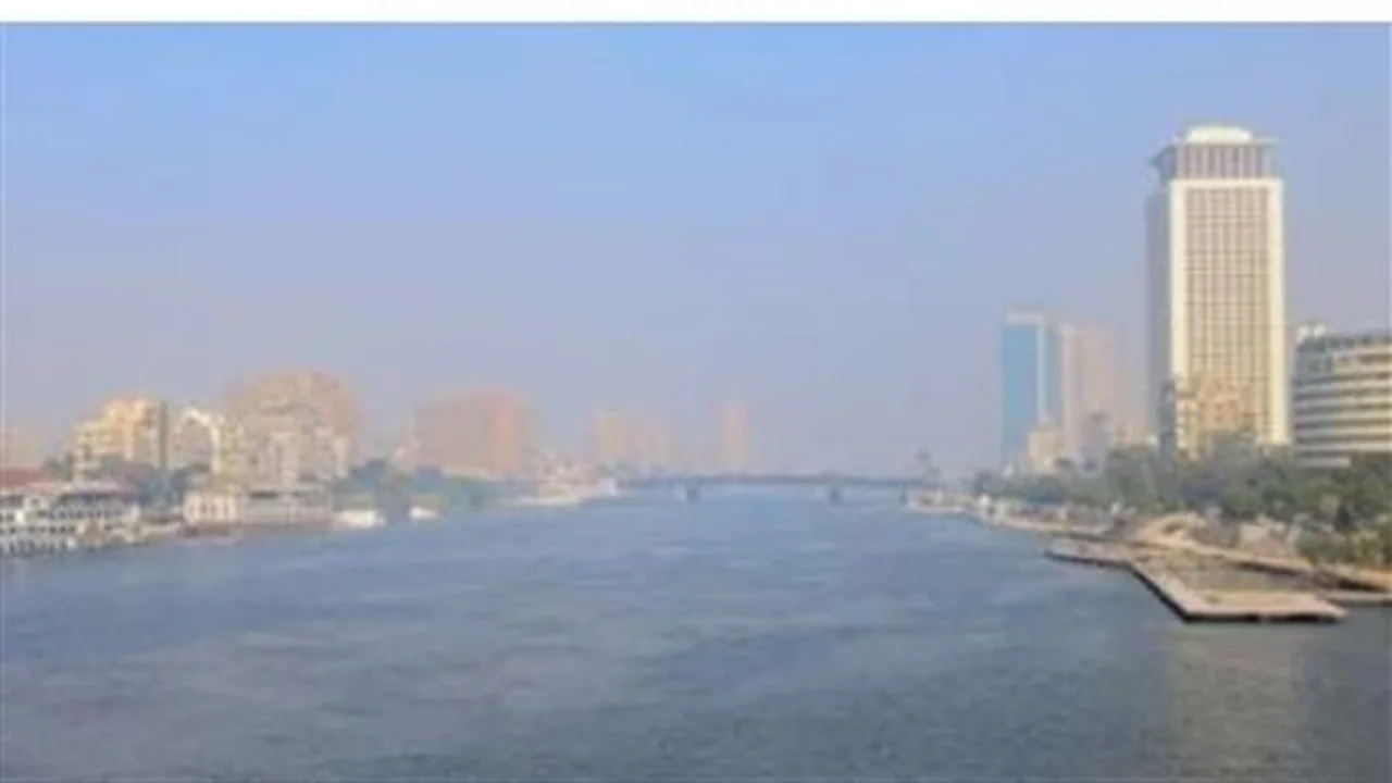 خريطة الأمطار والشبورة.. تحذيرات من حالة الطقس على الطرق السريعة اليوم الخميس